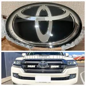 Toyota Land Cruiser Lc200, Front Grille Logo