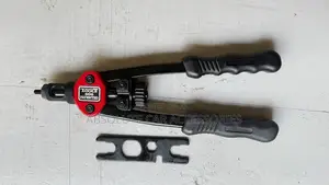 Nutsert Riveter