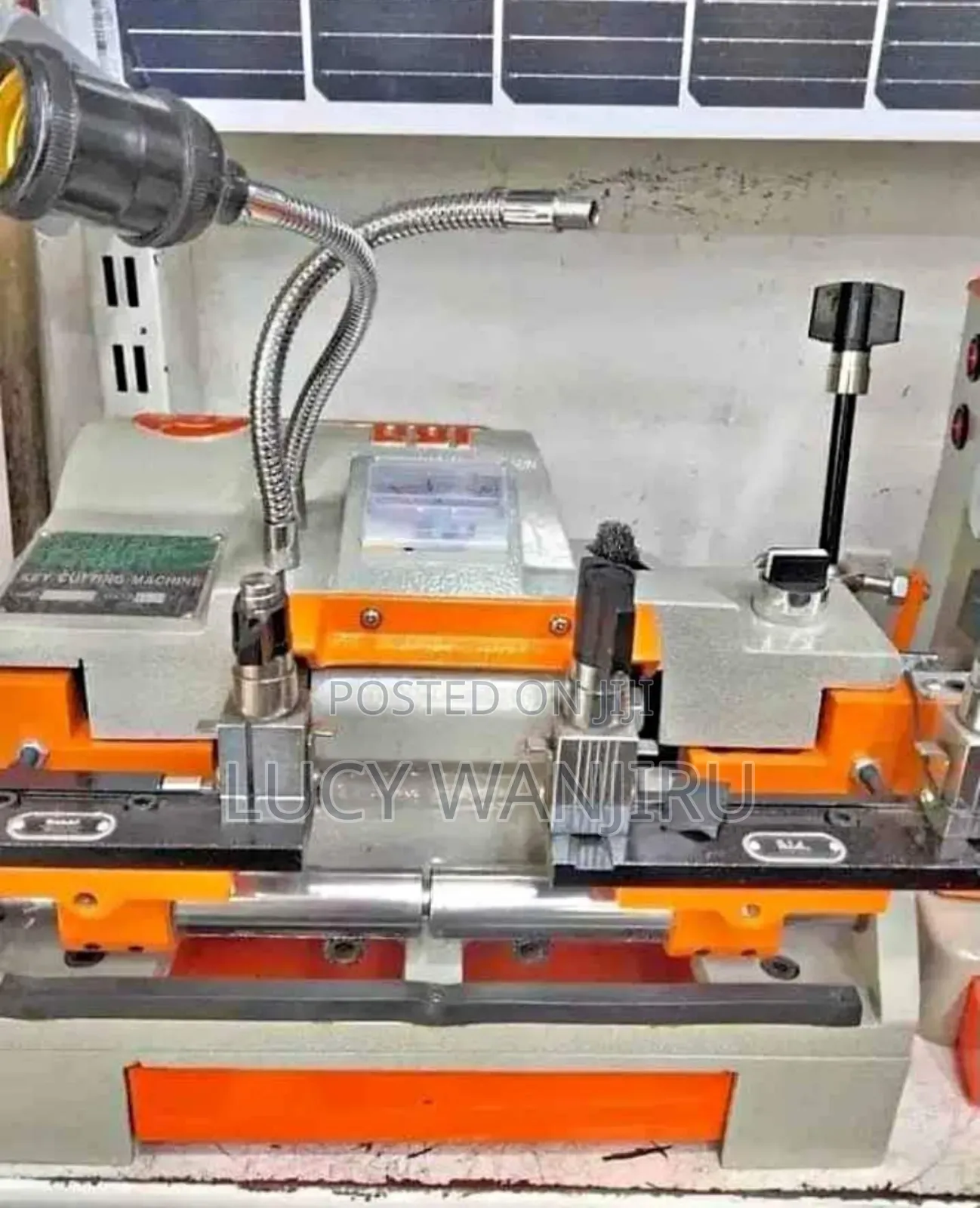 Key Cutting Machine/ New Defu Key Cutting Machine.