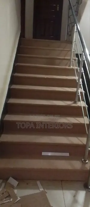 Light Brown Stairs Safety Flooring Carpets to Avoid Slips