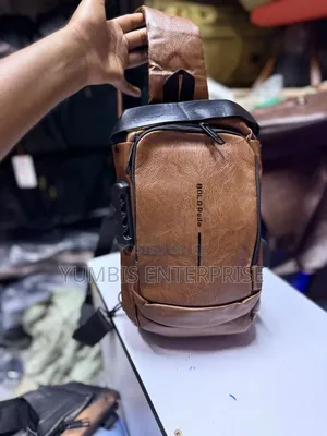 Unisex Quality Shoulder Cross Body Bags With a Quality Strap