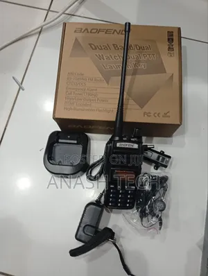Baofeng Uv-82 Two Way 8 Km Radio Walkie Talkie 1 Piece