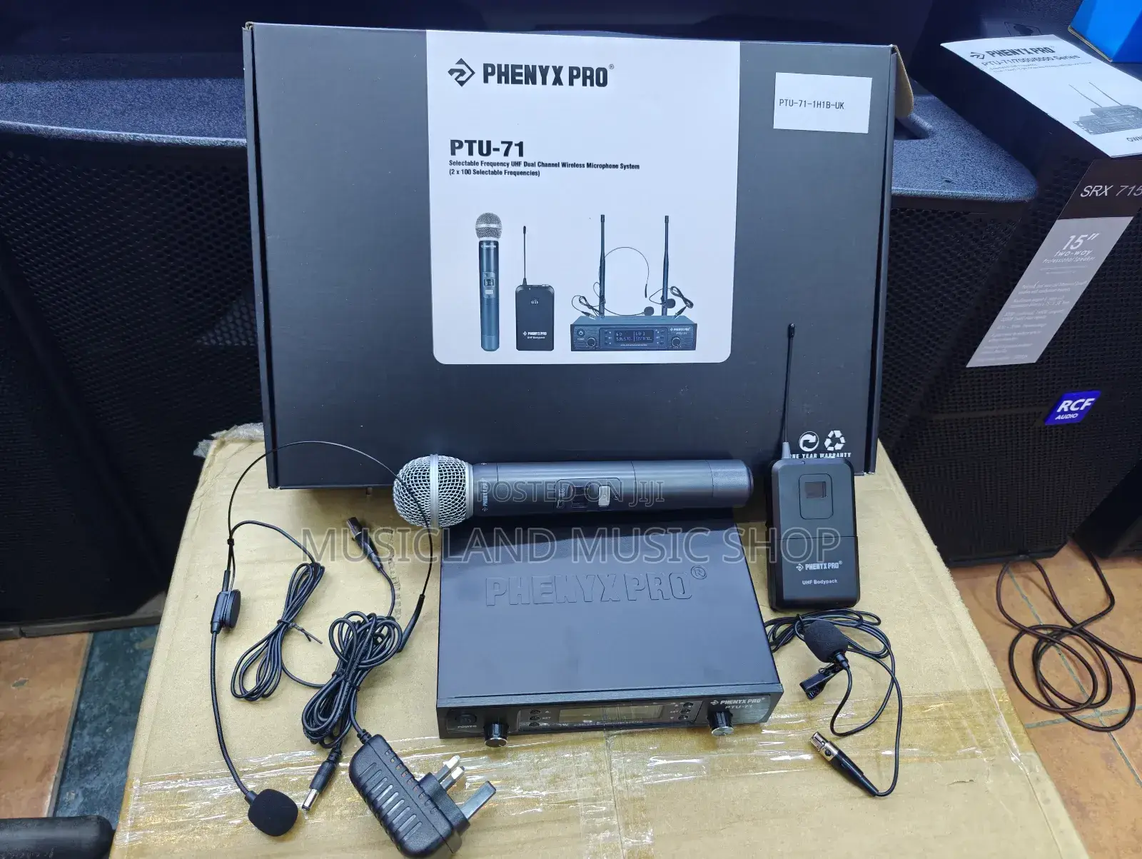 Phenyx Wireless Microphone With Lapel