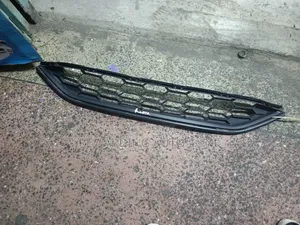 Honda Vezel Lower Bumper Grille