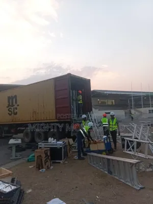 Boxbody/ Flatbed Trailer for Goods Transportation