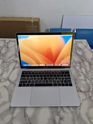 Laptop Apple MacBook Pro 2017 8GB Intel Core I5 SSD 256GB