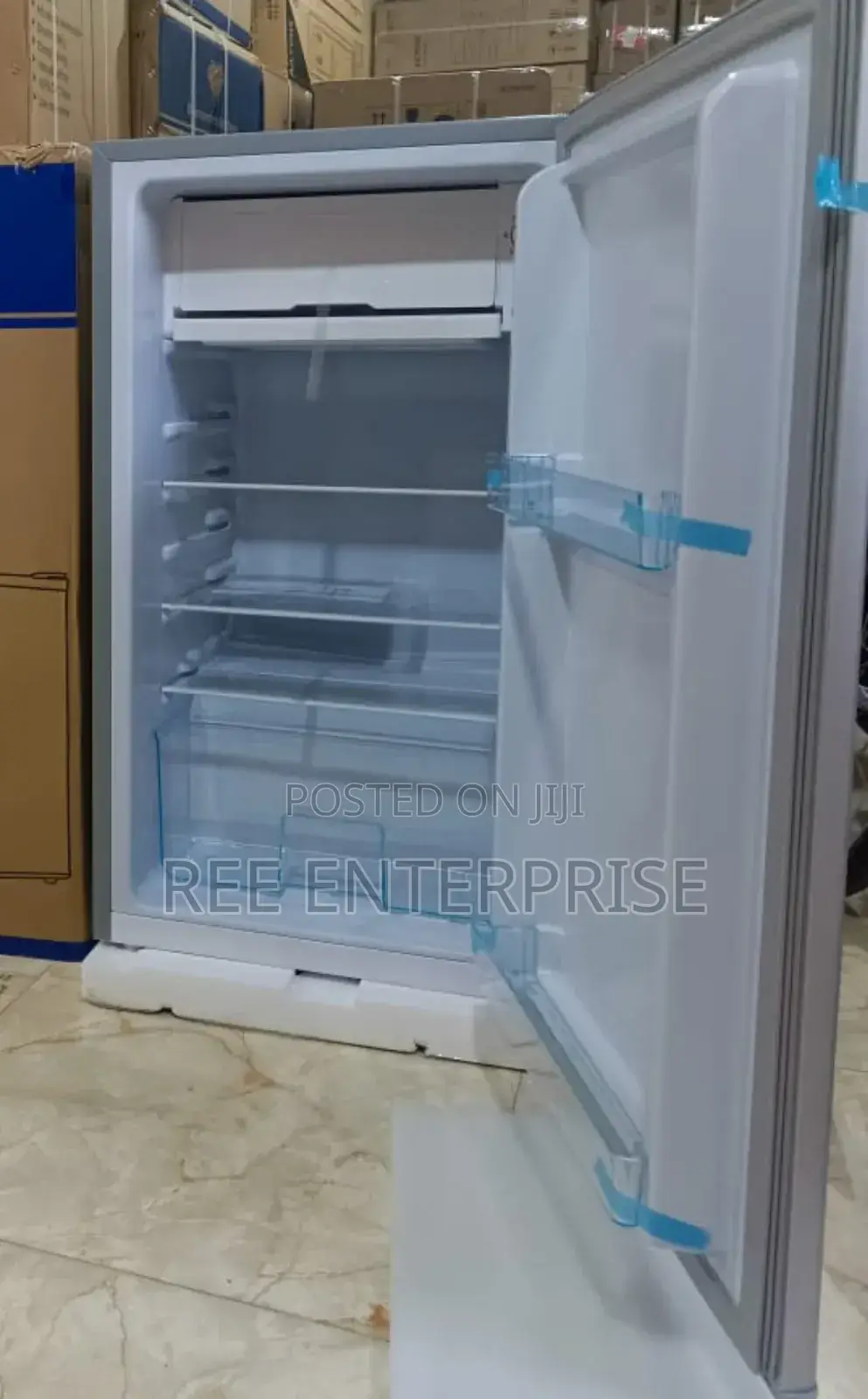 Efficient and Durable Nunix 92 Litres Refrigerator