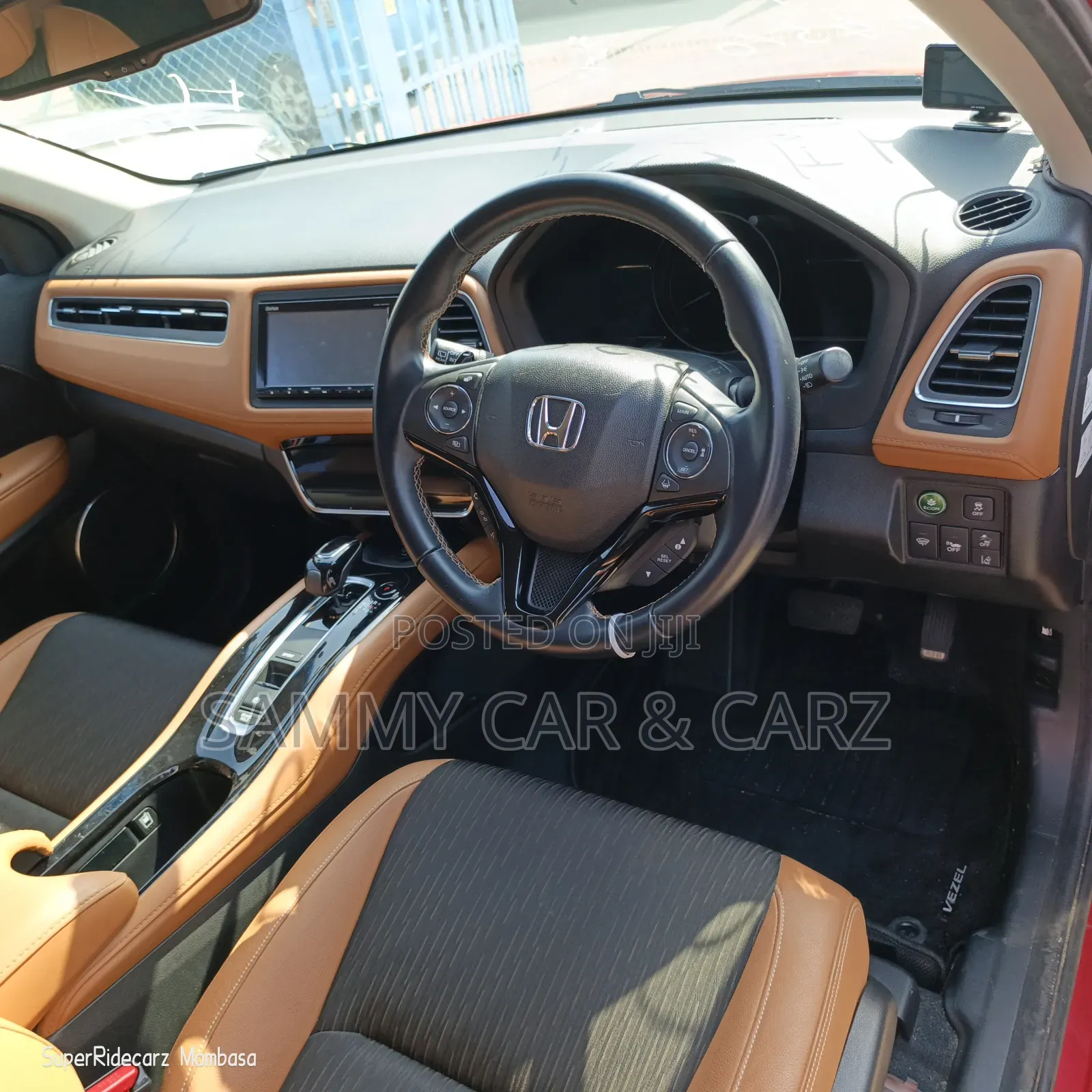 Honda Vezel 2018 Red