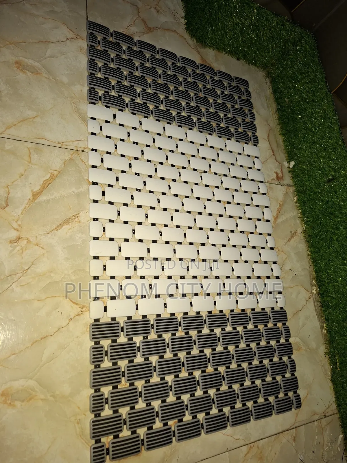 PVC Quality Unique Bathmats Available
