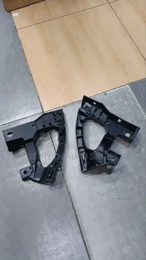Honda Vezel Headlight Brackets
