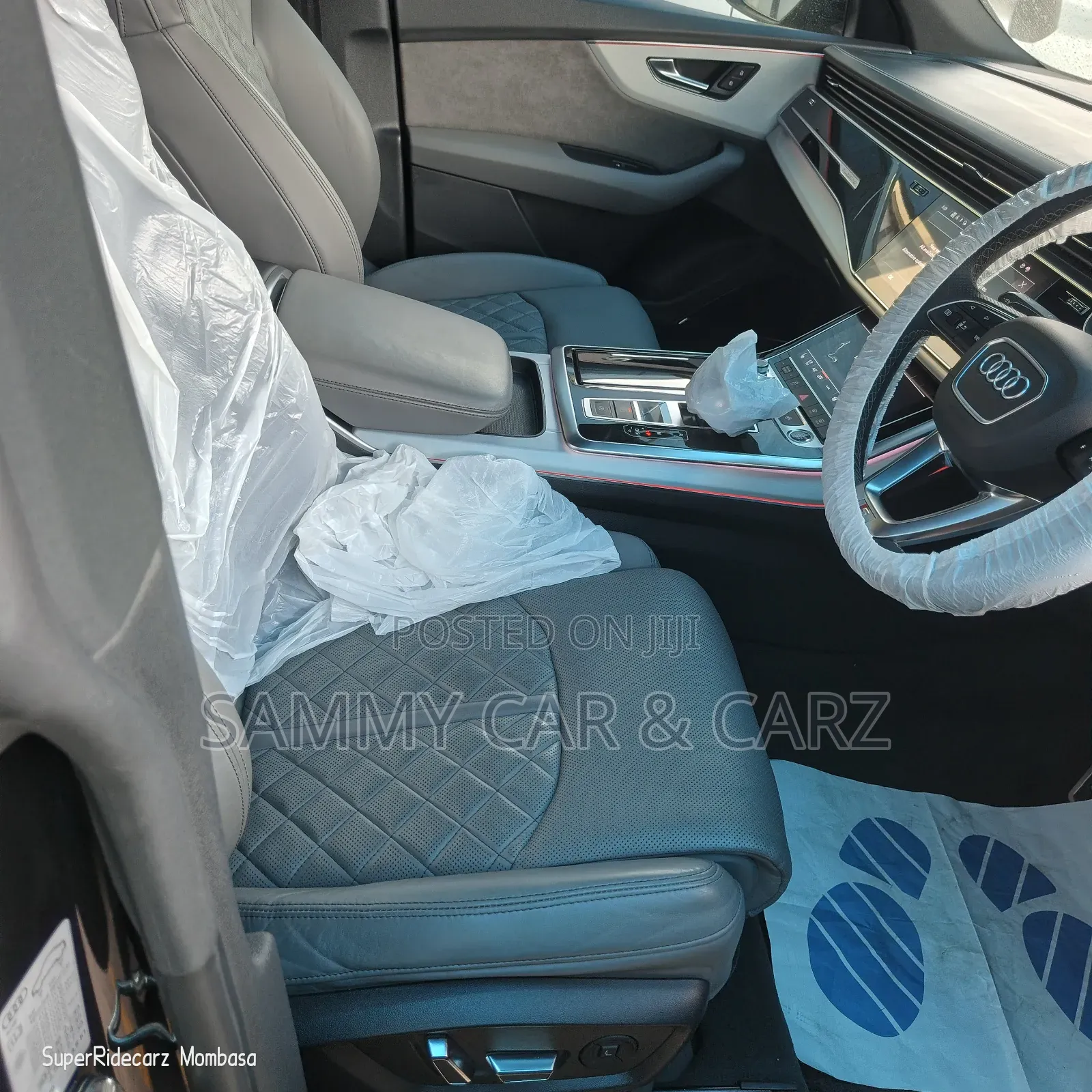 Audi Q8 2021 Black