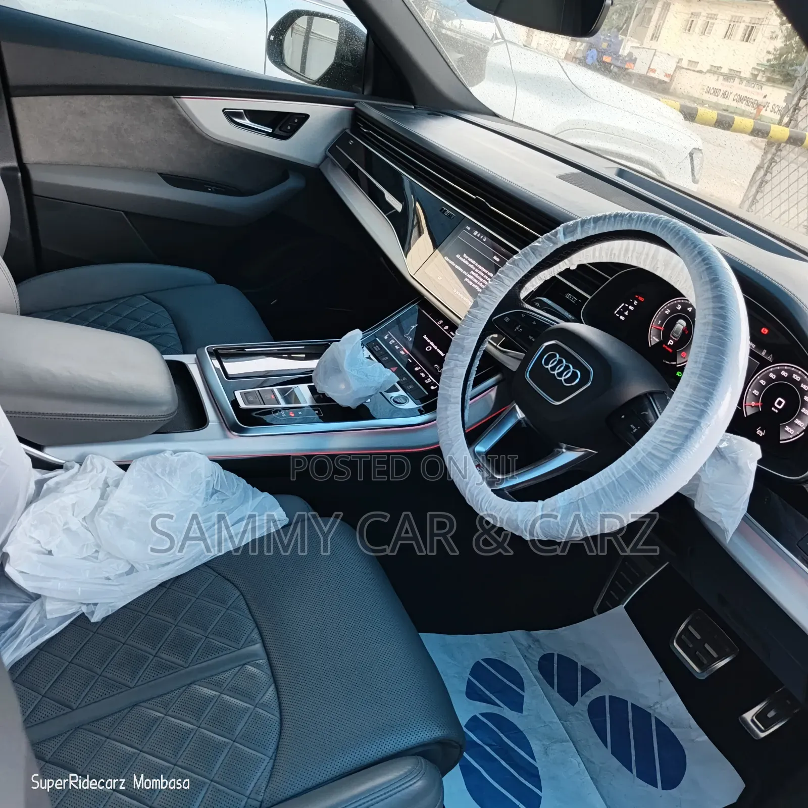 Audi Q8 2021 Black