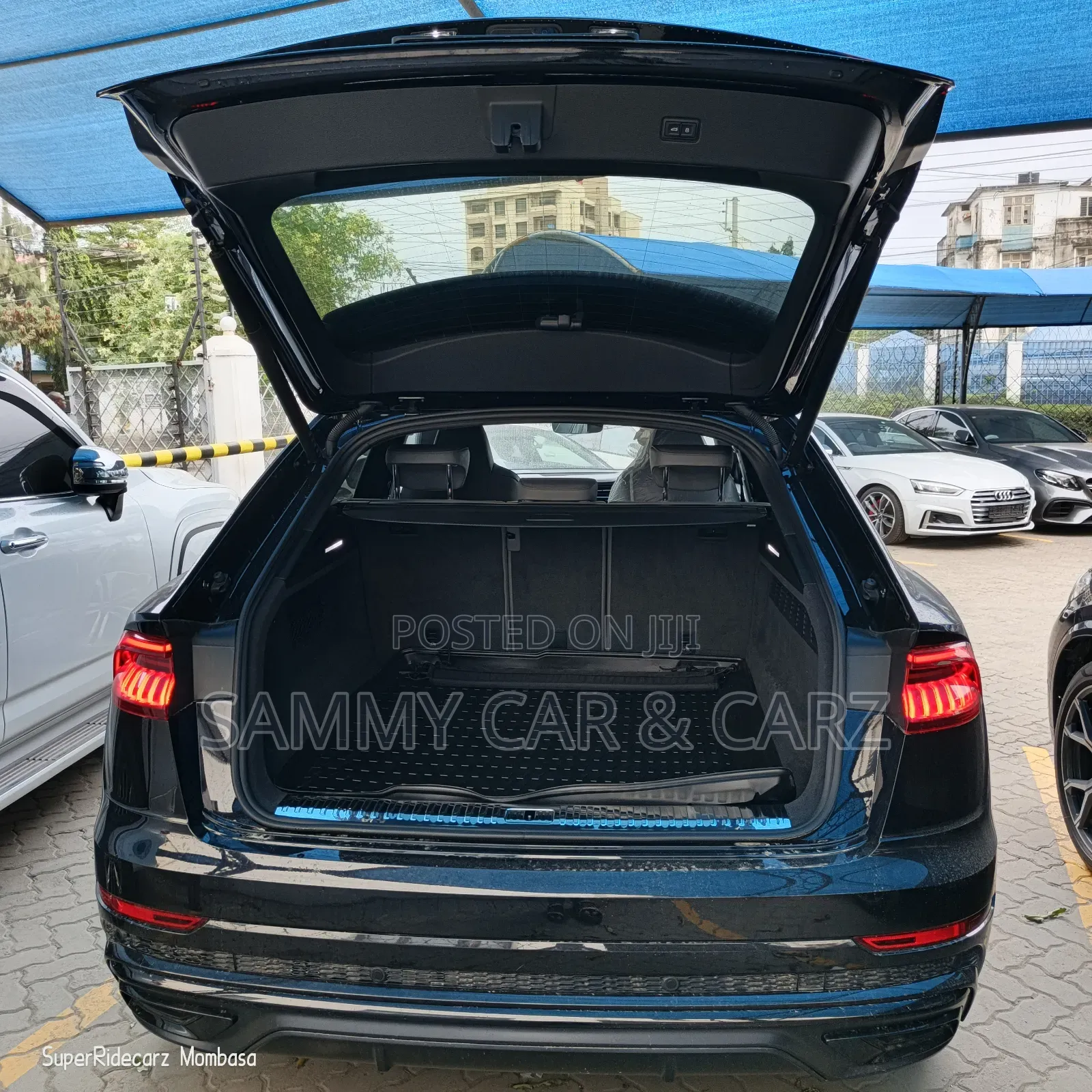 Audi Q8 2021 Black