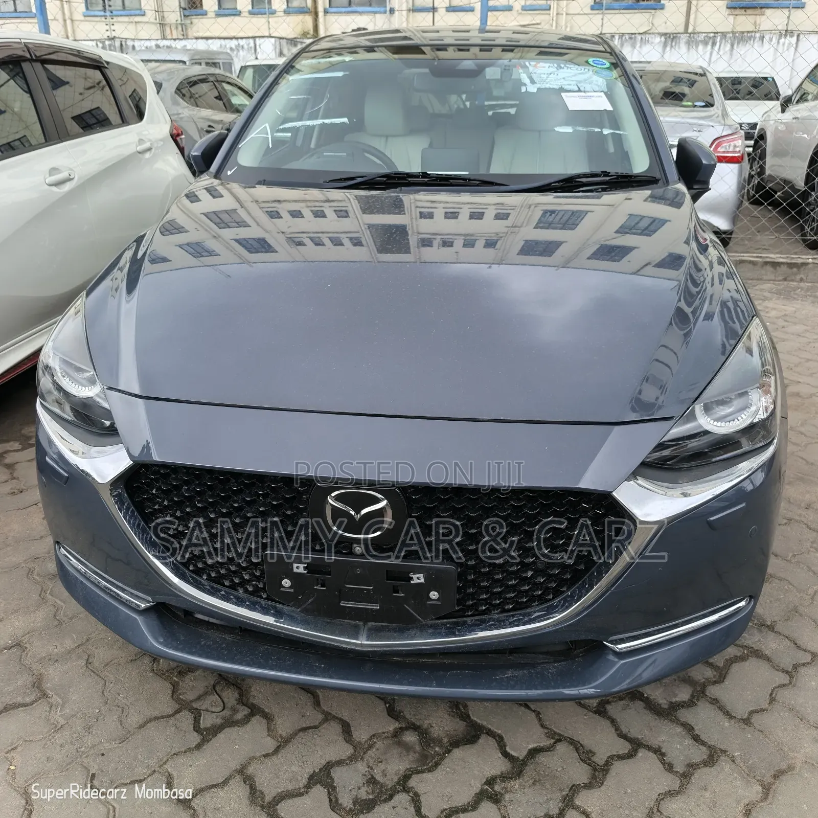 Mazda 2 2020 Gray