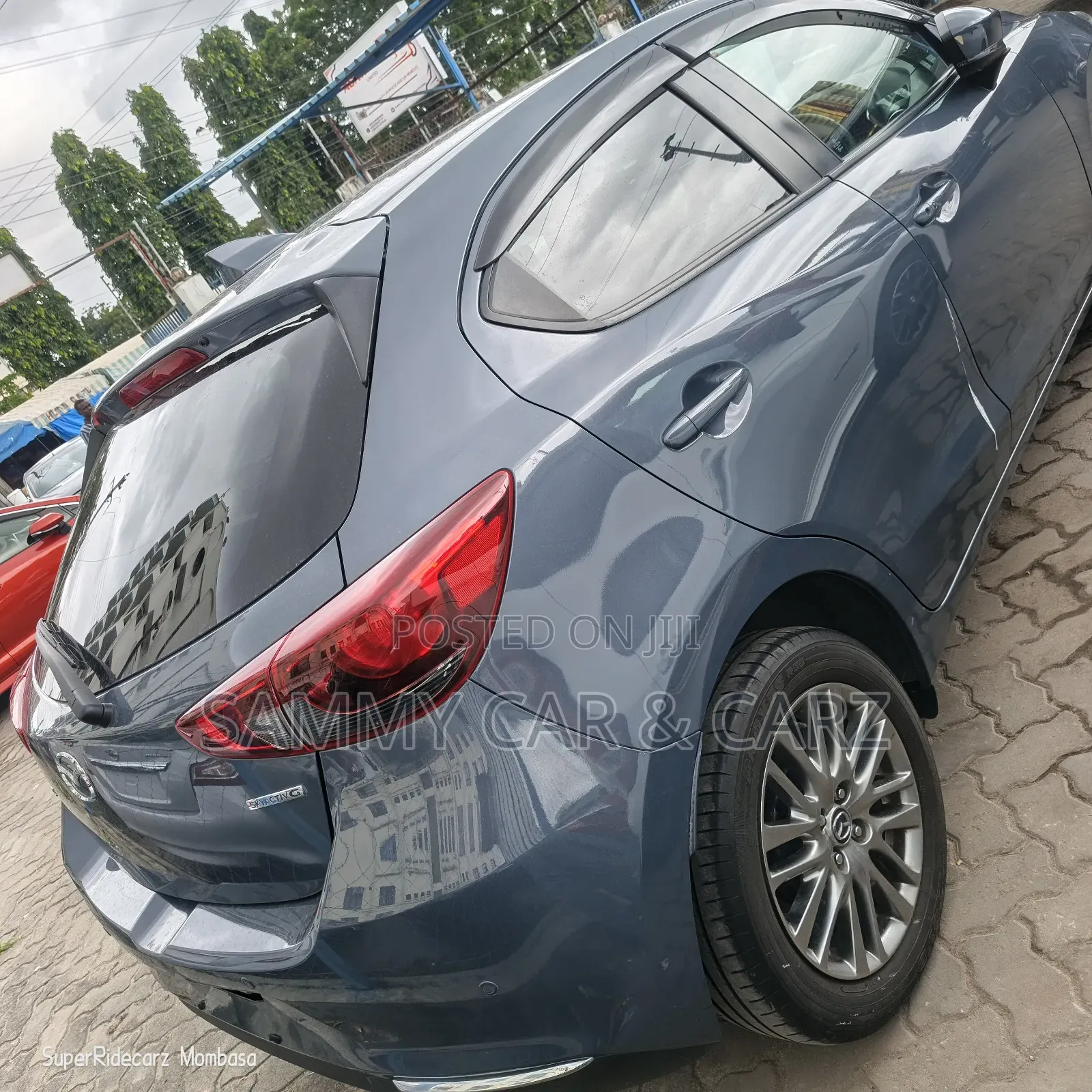 Mazda 2 2020 Gray