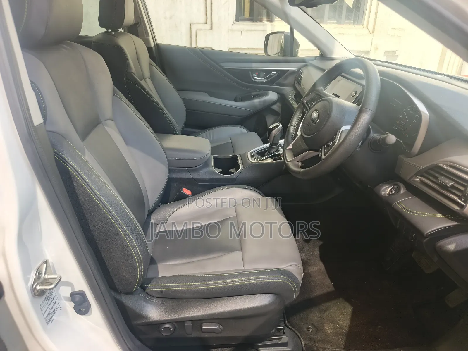 Subaru Outback 2023 White