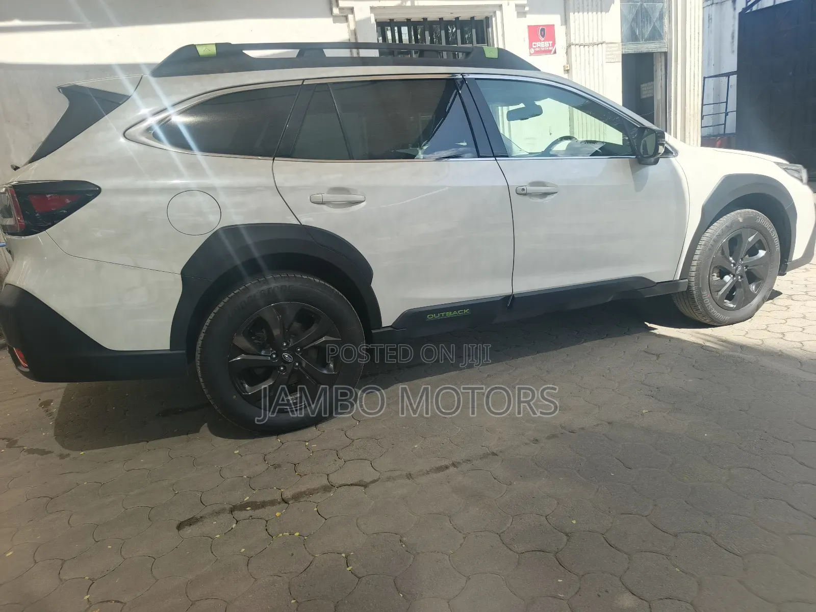 Subaru Outback 2023 White
