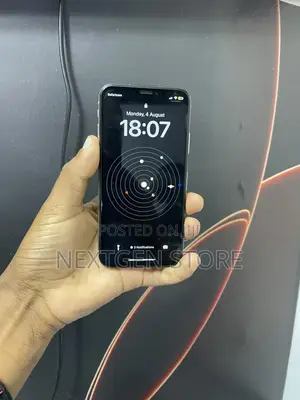 Apple iPhone X 64 GB White