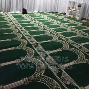 Green Themed Elegant Mosque Wall To Wall Flooring Carpets