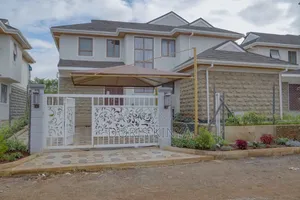 4bdrm Maisonette in Migaa Golf Estate, Kiambu CBD for sale
