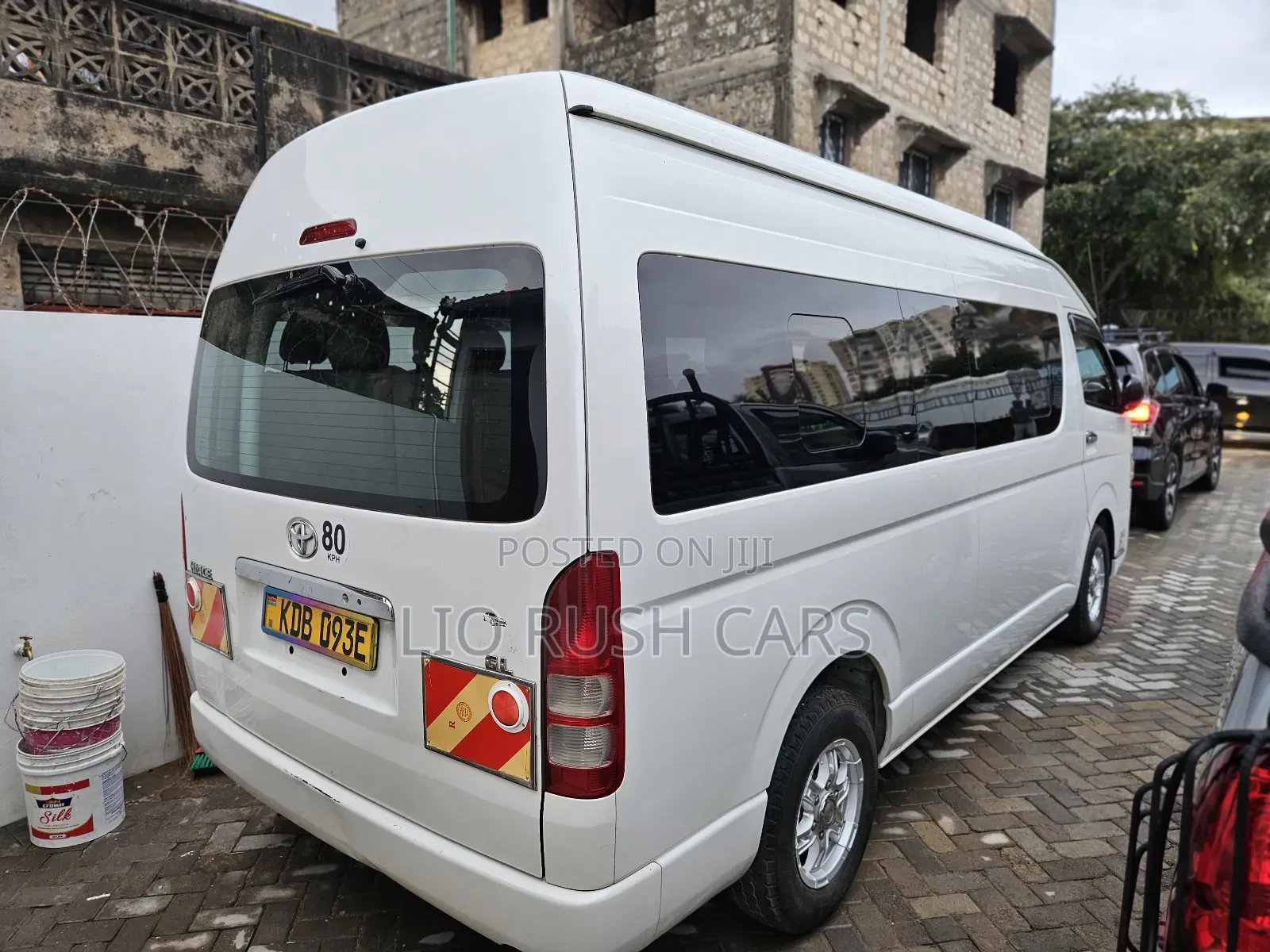 Toyota HiAce 2015 White