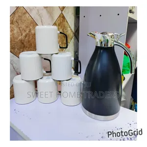 7 PCS Dinner Set ,6 Mugs + 2 Litres Flask