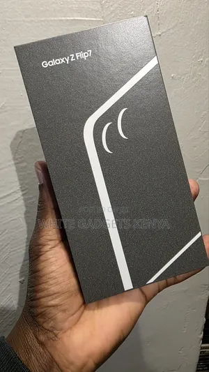 New Samsung Galaxy Z Flip7 256 GB Black