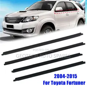 Toyota Fortuner Weather Strips