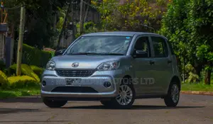 Daihatsu Boon 2018 Silver