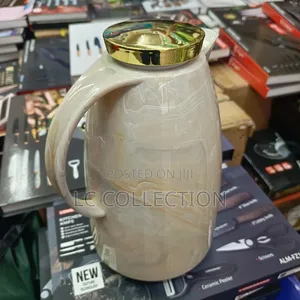 *Fancy Vacuum Flask*
*2litrs*
 *Price 2500ksh*