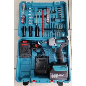 Makita 88v Cordless Hammer Drill With Accessories√°°°