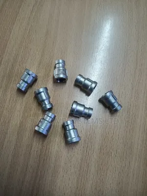 Reducing Socket 1/4"*1/8"