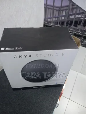 Harman Kardon Onyx Studio 9 Portable Bluetooth Speaker