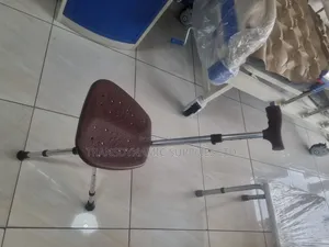 Tripod Walking Stick With Resting Seat