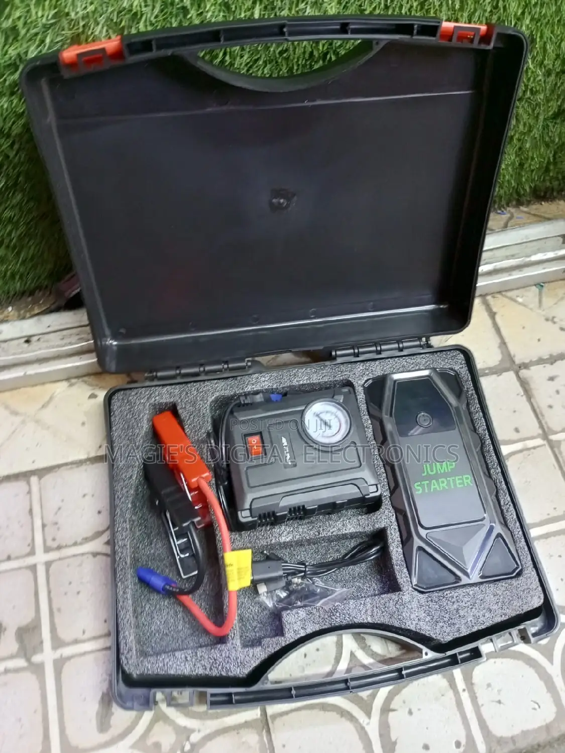 Highly Versatile Jump Starter 2000a