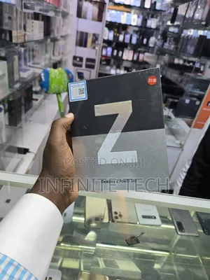 New Samsung Galaxy Z Fold 3 256 GB Black