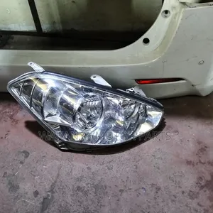 Toyota Caldina Model 2004 Xenon Headlamp, Ex Japan