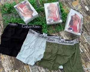 A Set of 3 Pieces Boxers Size M-2xl