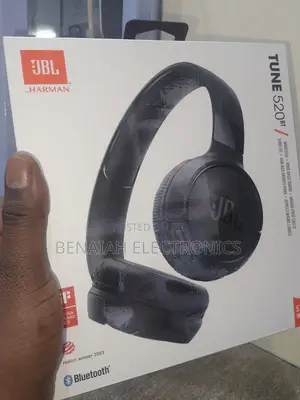 JBL Bass Headphones 520