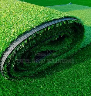 Grass Carpet – Beautiful Green, Year-Round Comfort