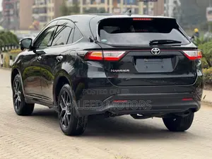 Toyota Harrier 2.0 4WD 2019 Black