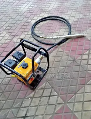Gasoline Concrete Vibrator/Dera Vibrator Plus Poker