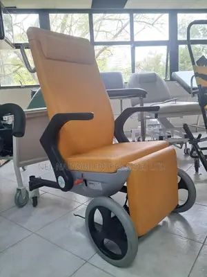 Nitrocare Multifunctional Transport Chair (Ntsx6)