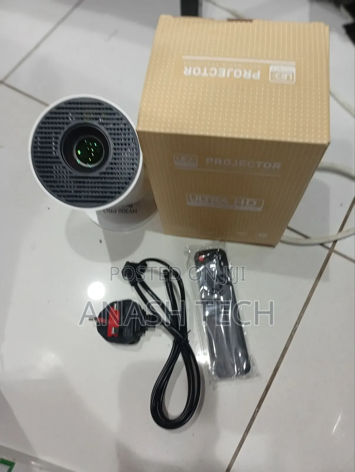 New Version Mini Android Projector Hy300