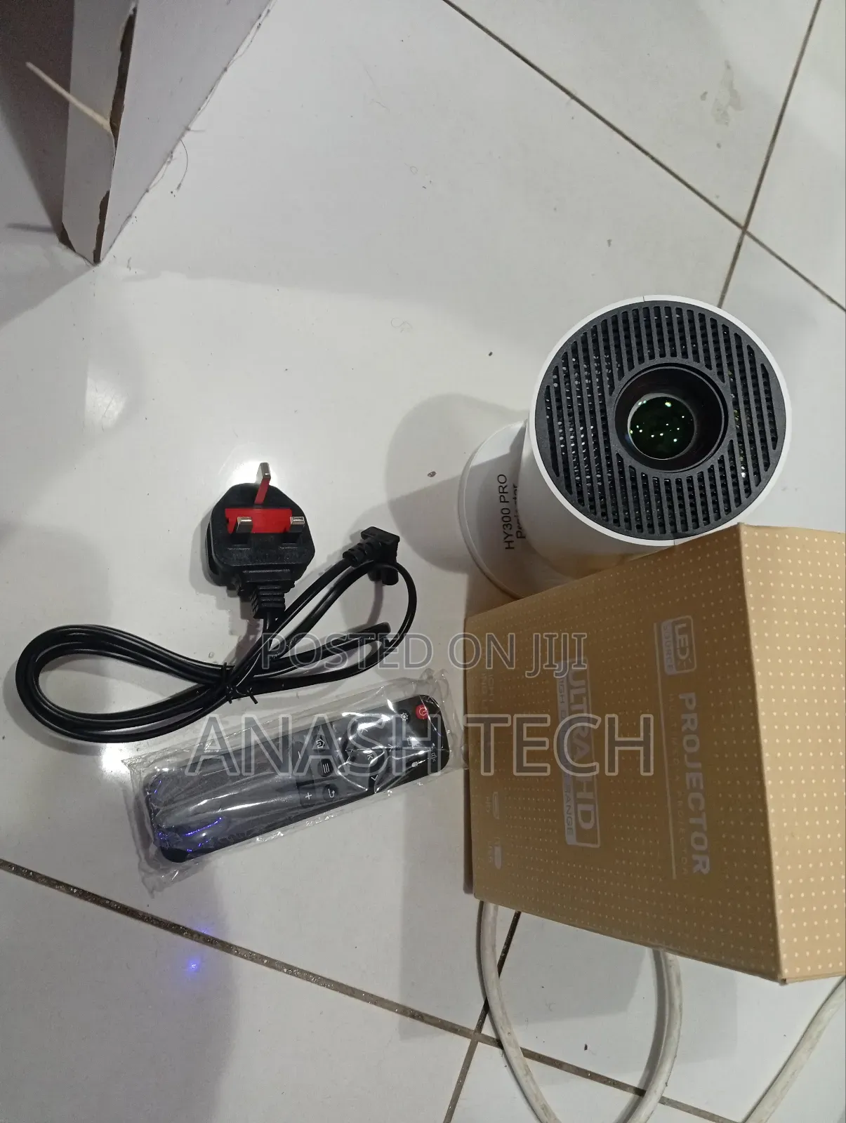 Hy 300 Pro Portable Mini Led Projector.