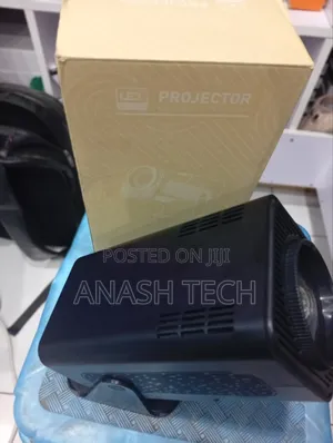Projector Hy320 1gb 8gb