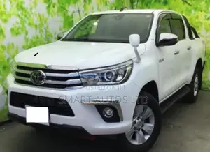Toyota Hilux 2019 Pearl