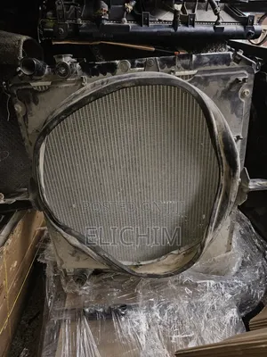 Isuzu NPR Radiator