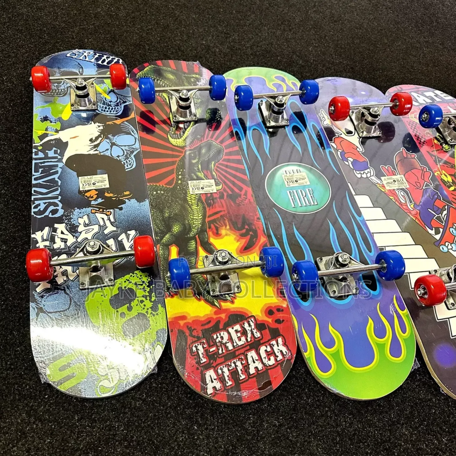 Kids Beginner Skateboard 59cm Retro Design