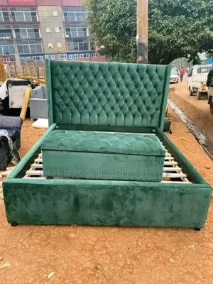 The Green Emerald Upholstered Bed